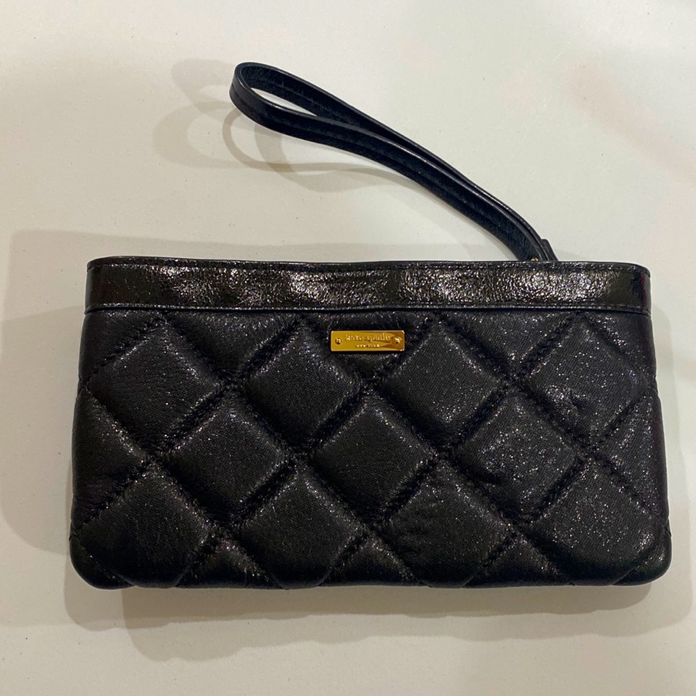 Kate spade black quilted wristlet